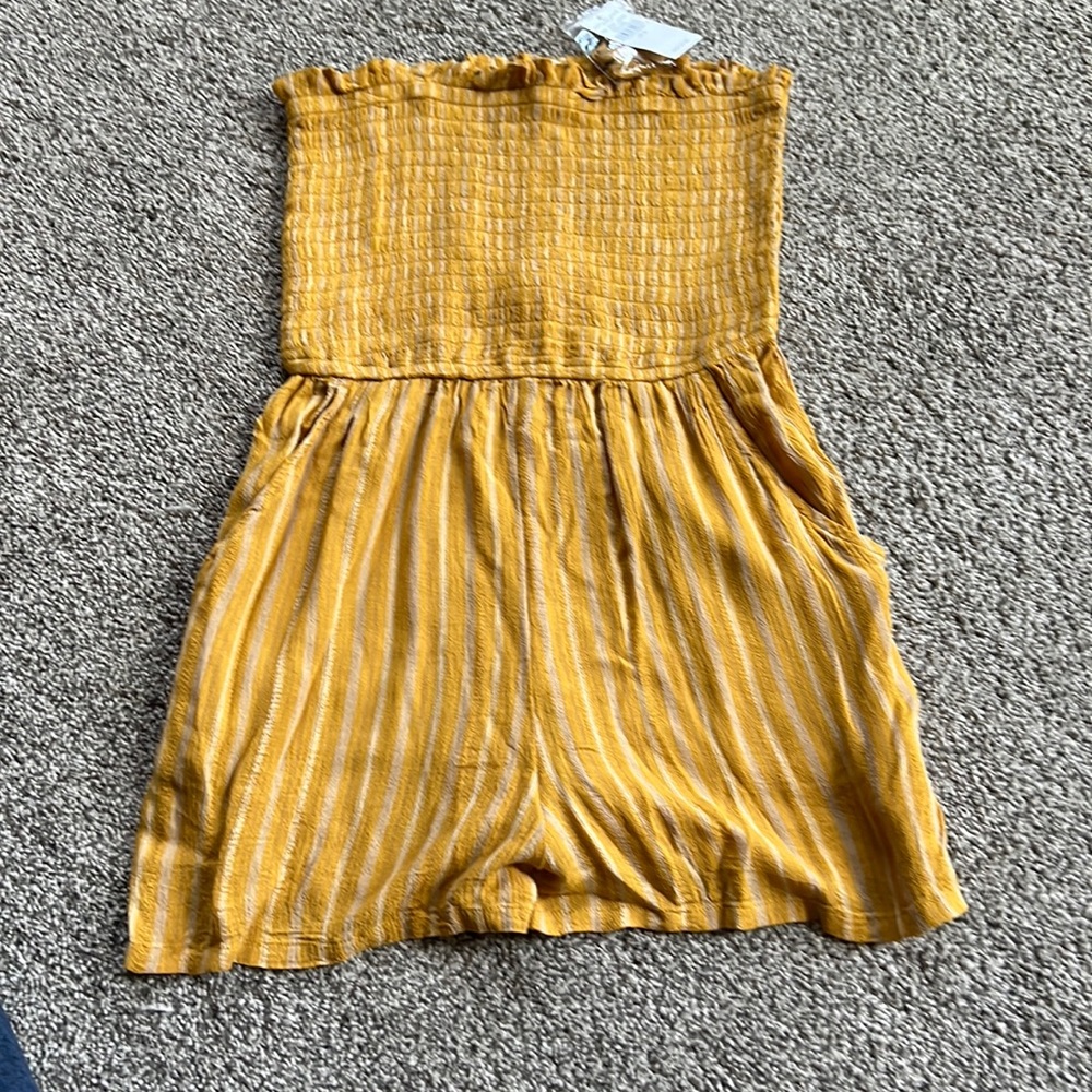 NWT-American Eagle Romper